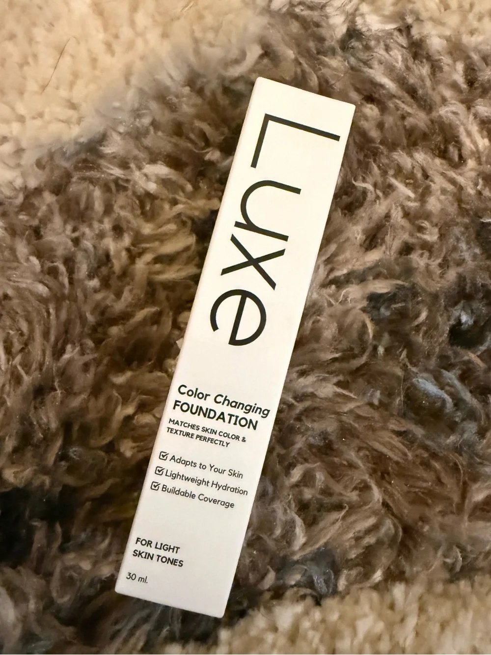 Luxe color changing foundation